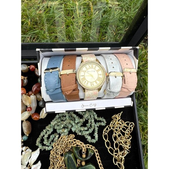 Vintage Jewelry Lot #12 - Picture 2 of 9